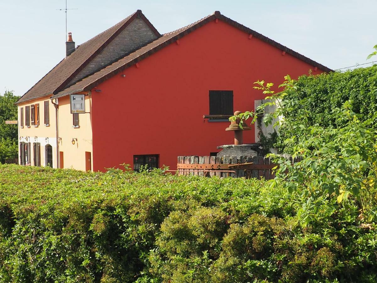 Hotel Restaurant La Manse Dornecy Exterior photo